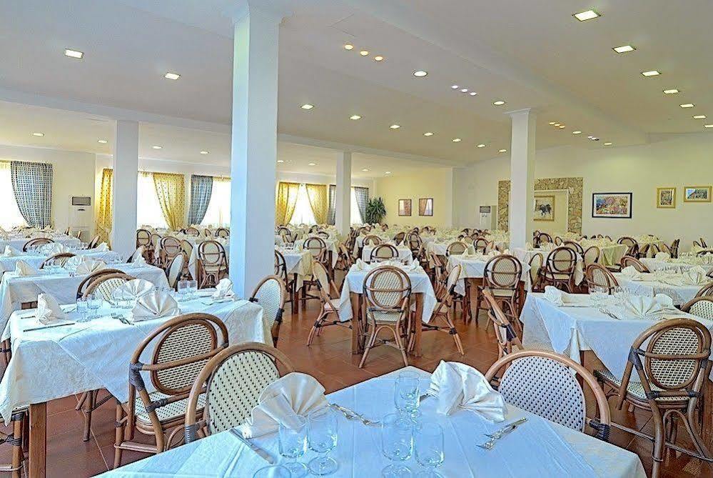 Villaggio Le Palme Resort 3*