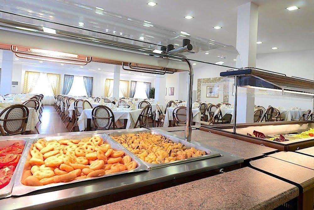 Villaggio Le Palme Resort 3*